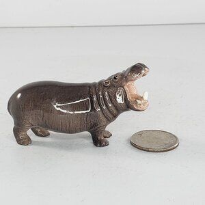 Hagen Renaker Hippo Mama Miniature Figurine Mouth Open #3192 *Flaw*